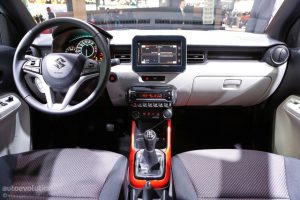 Tùy thuộc vào hệ dẫn động 1 hoặc 2 cầu, Suzuki Ignis nặng từ 810 - 885 kg. Nếu có đầy đủ trang thiết bị tùy chọn, Suzuki Ignis nặng từ 855 - 920 kg.