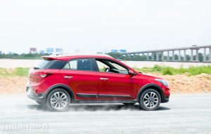Nên chọn Ford EcoSport, Hyundai i20 Active hay Suzuki Vitara? - ảnh 9
