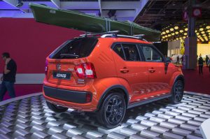 Như đã nhắc ở trên, Suzuki Ignis có phiên bản ALLGRIP được trang bị hệ dẫn động 4 bánh toàn thời gian, tăng khả năng bám đường. Động cơ trên Suzuki Ignis kết hợp với hộp số sàn 5 cấp hoặc tự động.