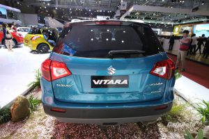 Suzuki Vitara có thêm bản 2 cầu giá từ 879 triệu đồng