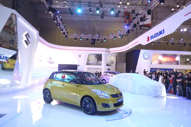  Suzuki Swift, mẫu xe đã rất quen thuộc với người tiêu dùng Việt Nam. 